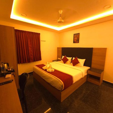 Shreem Sesha Sai Residency Hotel Tiruvannamalai Bagian luar foto