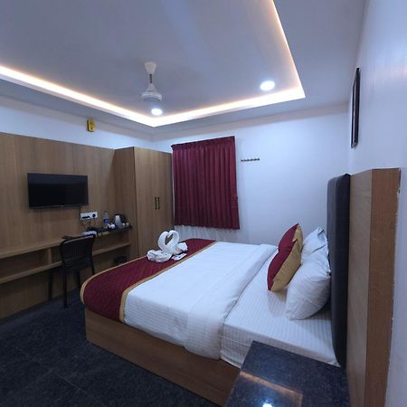 Shreem Sesha Sai Residency Hotel Tiruvannamalai Bagian luar foto