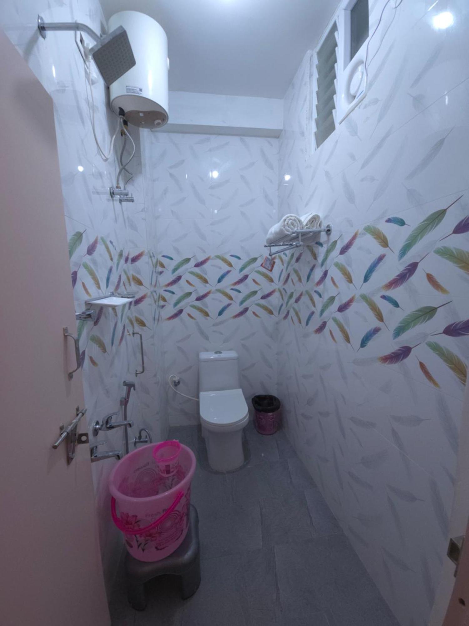 Shreem Sesha Sai Residency Hotel Tiruvannamalai Ruang foto